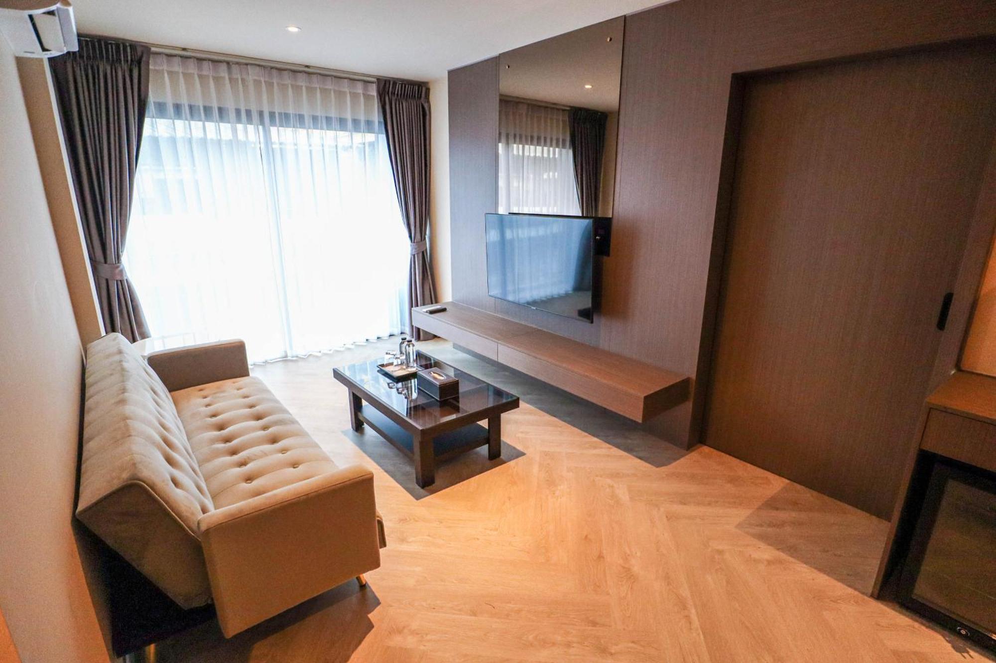Hotel The One Cozy Living Pattaya Esterno foto