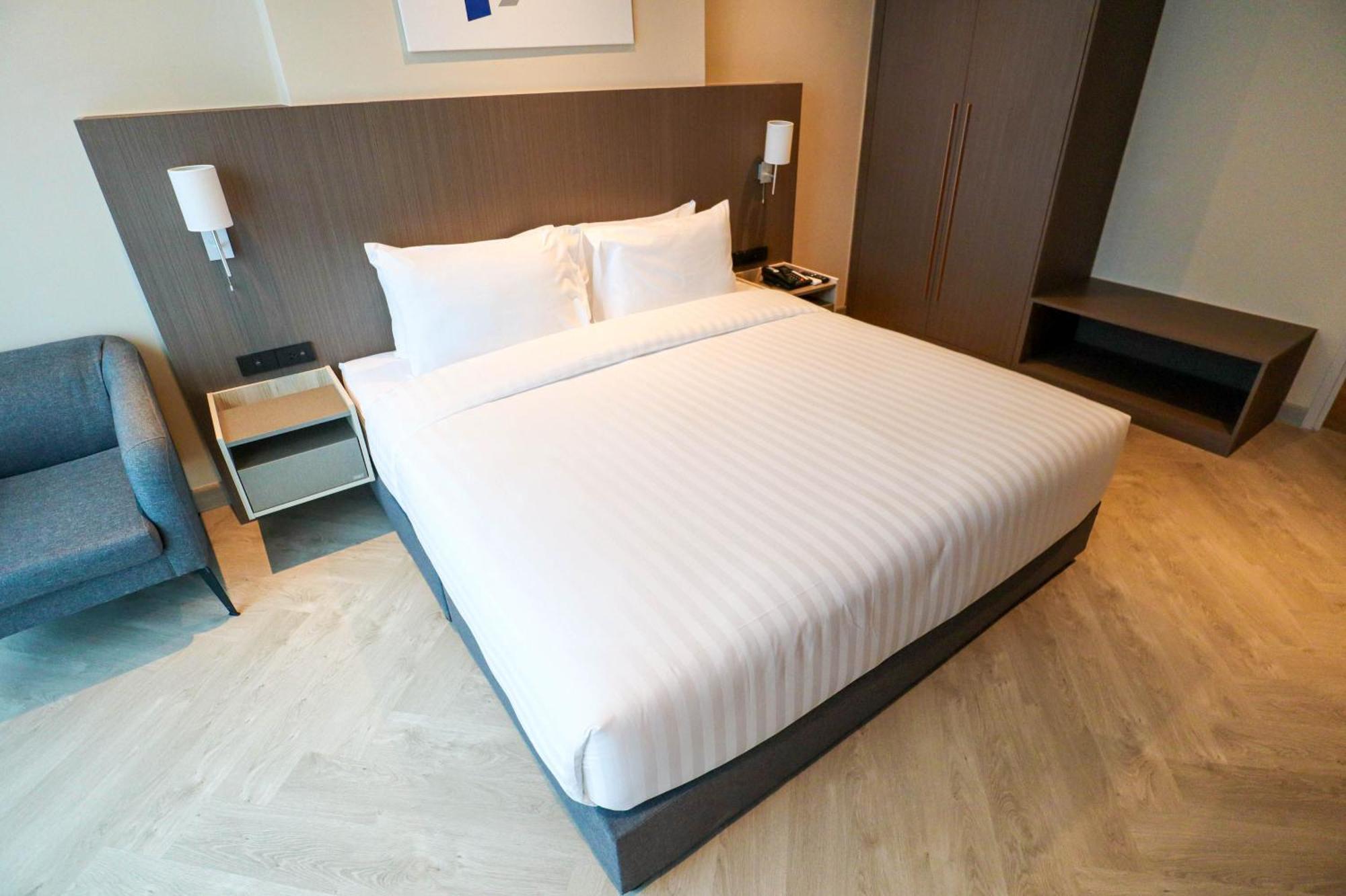 Hotel The One Cozy Living Pattaya Esterno foto