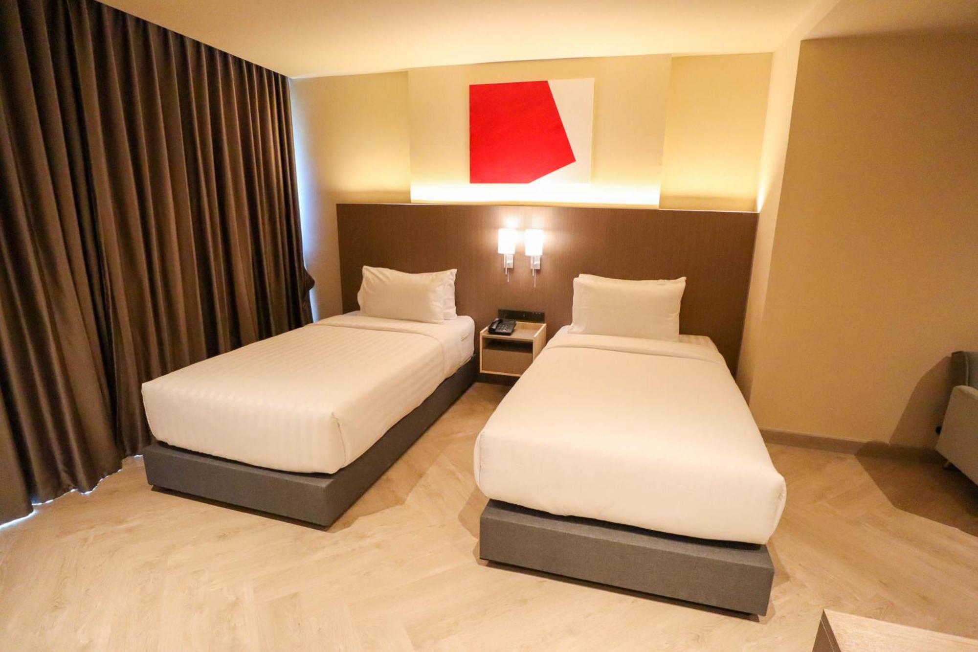 Hotel The One Cozy Living Pattaya Esterno foto